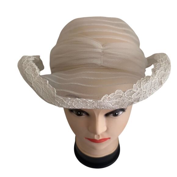 Vintage Bridal Wedding Veil Structured Hat Lace Tulle Bow Swirl Romantic OS main image 9